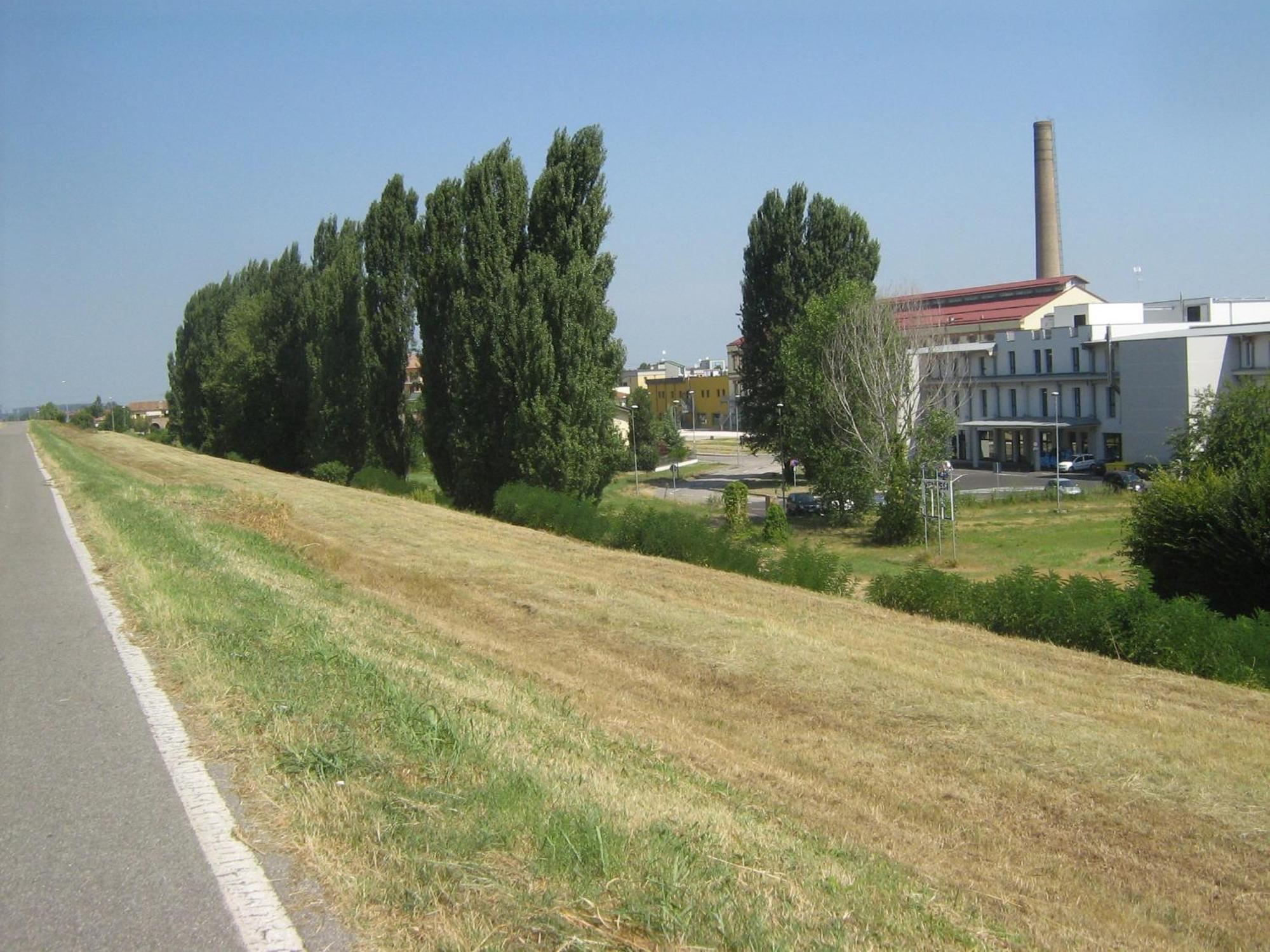 Hostiliae Ciminiera Hotel Ostiglia Exterior foto